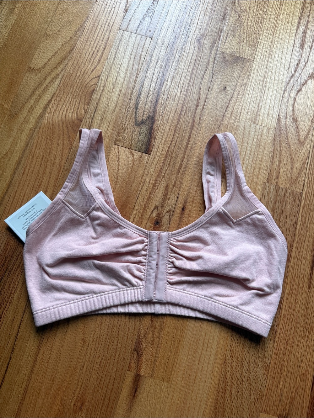 Soft Front-Closure Sports Bra in Light Pink